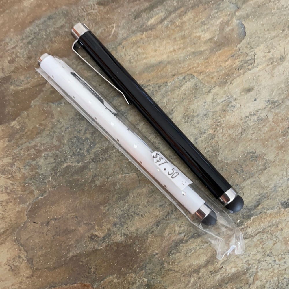 NWT Black & White Cell Phone Or IPad Stylus